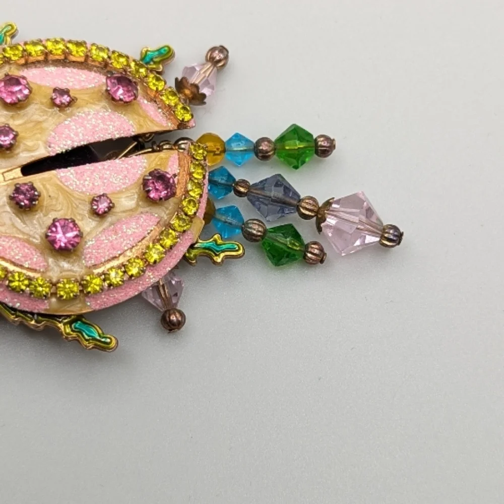 Lunch at the Ritz 2GO Crystal Studded Ladybug Brooch Pendant - Picture 6 of 7